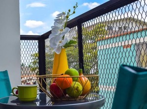 Cali Mantis Loft Blue | San Fernando