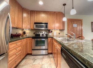 Mountaineer Square No Cleaning | Crested Mountain Village