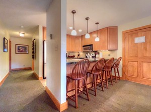 Mountaineer Square No Cleaning | Crested Mountain Village