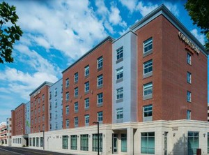 Courtyard | Edgewater