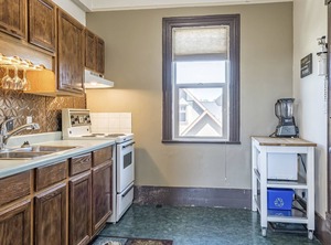 Carew Vernon | Vernon