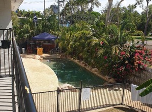 Cstay | Picnic Bay