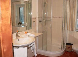 Die Lilie Hotel Garni | Hoefen