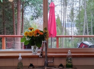 Seaview The Beach | West Sechelt
