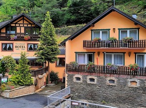 Shower Toilet Hotel Café Herrmanns Mühle | Sankt Goarshausen