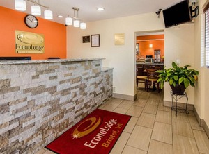 Econo Lodge Motor Speedway | Bristol