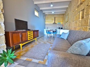 Point | Birgu