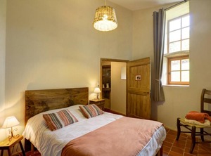 Gîte Pièces Personnes | Saint-Just-la-Pendue