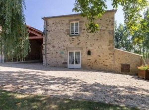 Gite Vieillevigne Persons | Vieillevigne