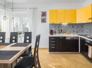 Ferienwohnung Mit Großem Schlafzimmer Waschmaschine Klima Wlan Observatorium Volleyballplatz Tischtennis Valtura | Valtura