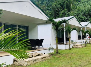 Oasis Located Inland Avatiu Basic | Rarotonga
