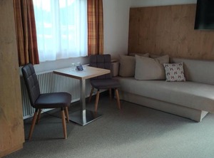 Ferienhaus Bach Für Personen Mit Schlafzimmer | Reutte
