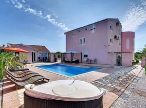 Holiday Air Conditioning | Valtura