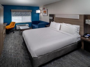 Holiday Inn Express City Ihg Hotel | Tad