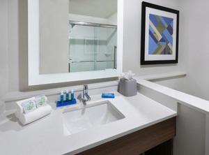 Holiday Inn Express Suites Bryan Ihg Hotel | College Station