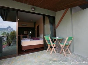 Guesthouse | Tham Nam Phut