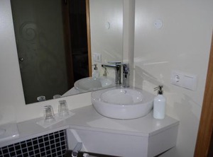Hotel Keflavik | Innri-Njarthvik
