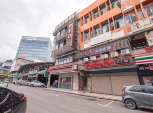 Oyo Stay Inn | Downtown Kota Kinabalu
