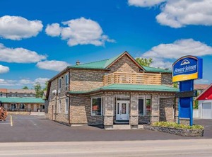Howard Johnson | Gananoque