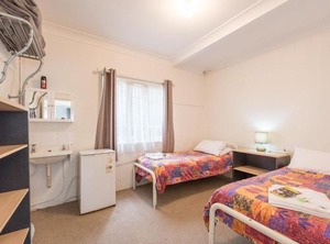 Kookaburra Inn | Spring Hill