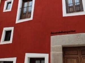 La Casa De Las Pajaritas People | Pasaron de la Vera