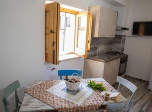 La Maison | Avola