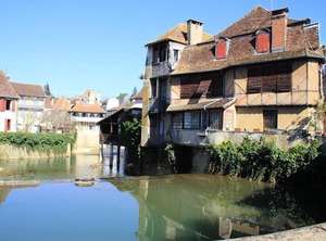 Pavilions Du Rooy People | Salies-de-Bearn