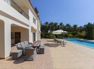 Meneou Mansion | Pervolia