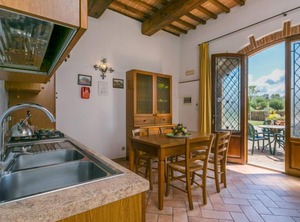 Montereggi Vinci Persons | Capraia e Limite