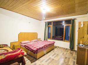 Motel | Old Manali