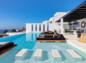 Psarou Villa | Paraga