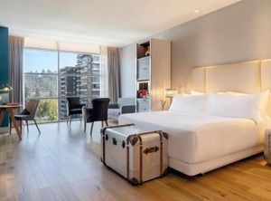 Santiago Moneda Suites | Vitacura