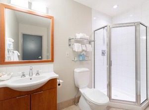 Ocean Promenade Hotel | White Rock