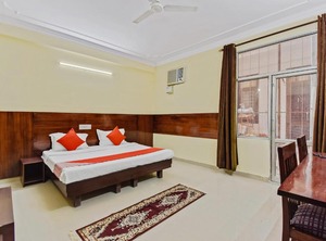 Oyo Hotel Kala Residency | C-Scheme
