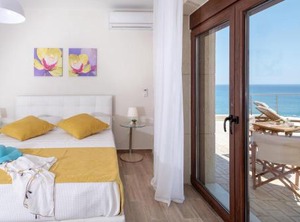 Villa Beach | Kastri