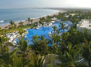 Pueblo Bonito Emerald Bay | Cerritos