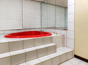Clarion Inn Dayton Airport | Englewood