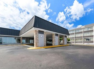 Clarion Inn Dayton Airport | Englewood