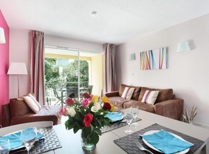 Prestige Residence Odalys Le Clos Bonaventure People | Cote d'Azur- French Riviera