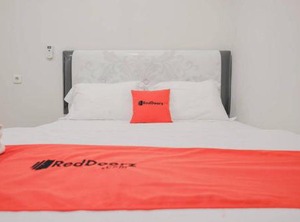 Reddoorz Soekarno Hatta Airport | Tangerang