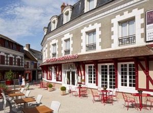 Relais Des Trois Châteaux | Cour-Cheverny