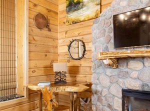 Retro Suites Hotel | Chatham-Kent