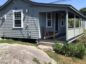 Sakonnet Point Water Cottage Beach | Little Compton