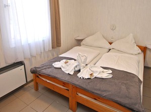 Vrbo Property | Warenthin