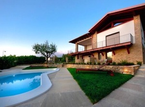 Self Catering Residence Masnaiot People | Cossano Belbo