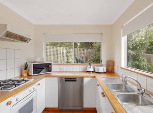Sky Mirror Cottage | Rhyll