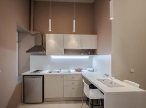 Stylish | Kalamata