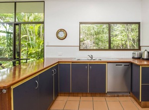 Sunbird Retreat | Horseshoe Bay