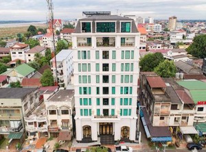 Surestay Hotel | Vientiane