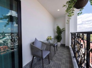 Surestay Hotel | Vientiane